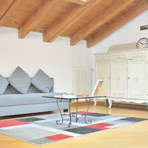 Apartamento Via Giuseppe Mazzini, Milán